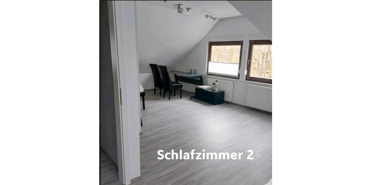 Dachgeschoßwohnung Wardenburg - 3 Zimmer, 140 m&sup2;, 850&euro; | Angebot:26136450