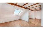 Dachgeschoßwohnung Schramberg Tennenbronn - 2 Zimmer, 45 m&sup2;, 400&euro; | Angebot:26047544