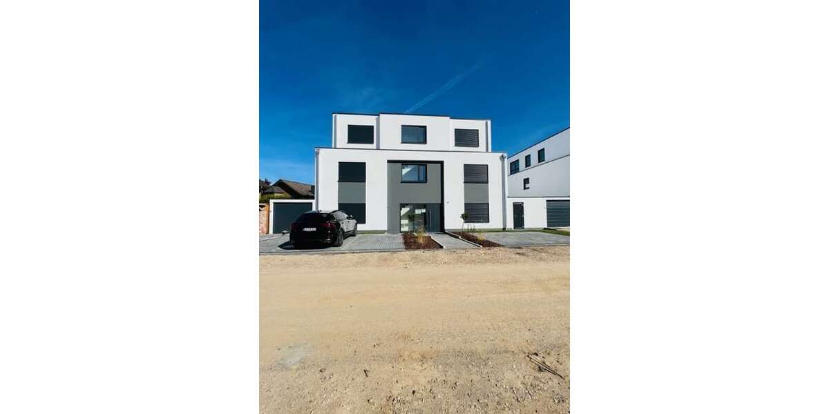 Etagenwohnung Zülpich - 3 Zimmer, 106 m&sup2;, 1.166&euro; | Angebot:26116433