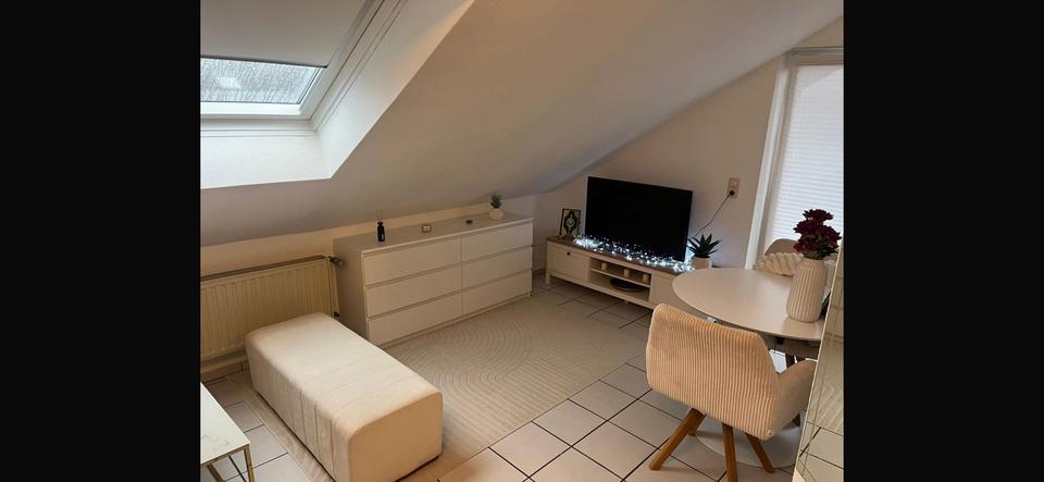 Dachgeschosswohnung in Delbrück zu vermieten 1 zimmer