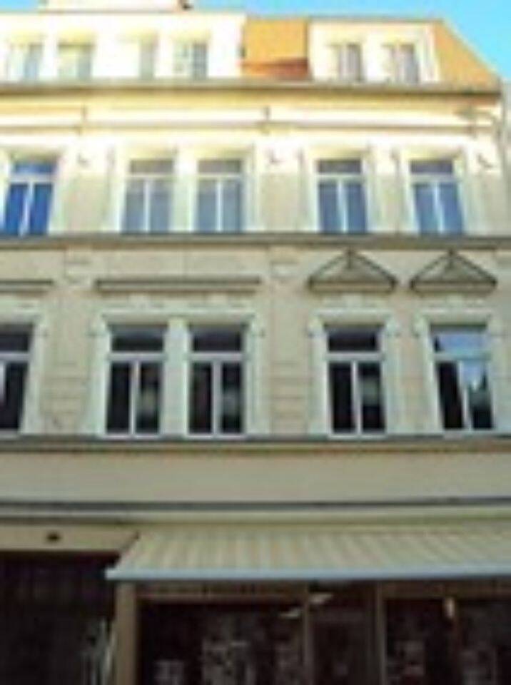 W1631 - 2RW mit Balkon mitten im Stadtzentrum