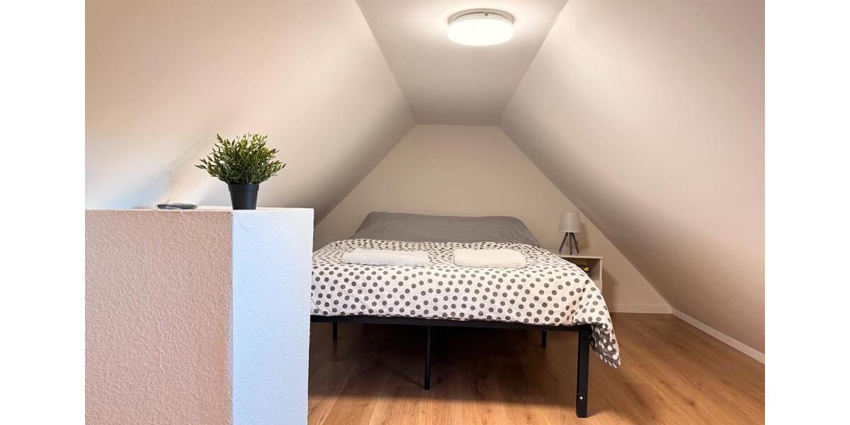 Dachgeschoßwohnung Krefeld Benrad - 2 Zimmer, 50 m&sup2;, 799&euro; | Angebot:26705006