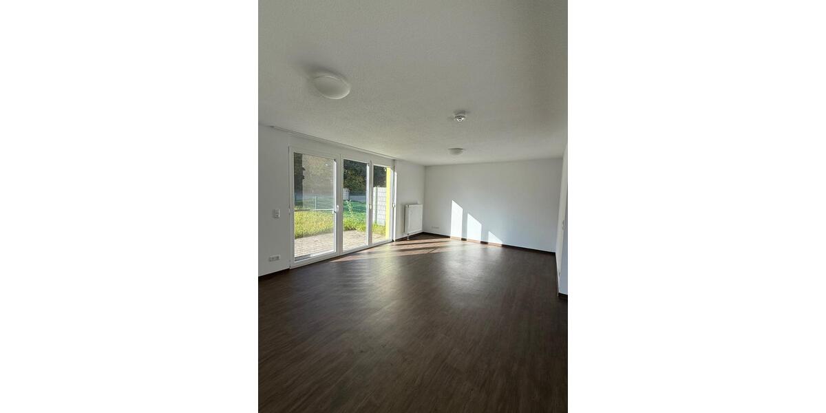 Doppelhaushälfte Altenstadt an der Waldnaab - 4 Zimmer, 135 m&sup2;, 1.290&euro; | Angebot:24677160