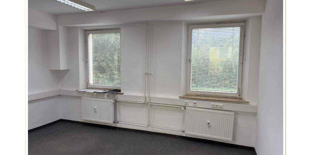 Gewerbeobjekt Schwabach - 2 Zimmer, 60 m&sup2;, 580&euro; | Angebot:25678127