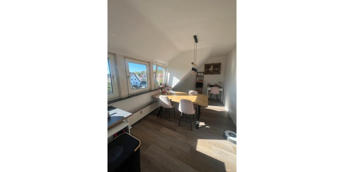 Dachgeschoßwohnung Hessisch Oldendorf - 3.5 Zimmer, 86 m&sup2;, 850&euro; | Angebot:26355843