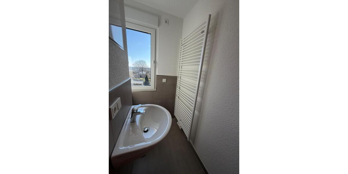 Etagenwohnung Hettstedt - 4 Zimmer, 72 m&sup2;, 695&euro; | Angebot:26001642