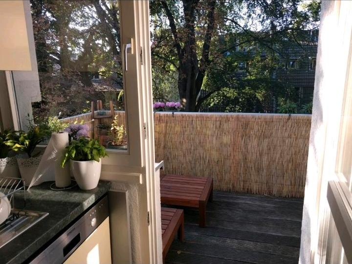 ZWISCHENMIETE, 14.09.-30.09.25: Helle 2 Zi Balkon Sülz