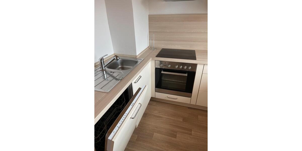 Dachgeschoßwohnung Wolfsburg - 3 Zimmer, 69 m&sup2;, 839&euro; | Angebot:24652448