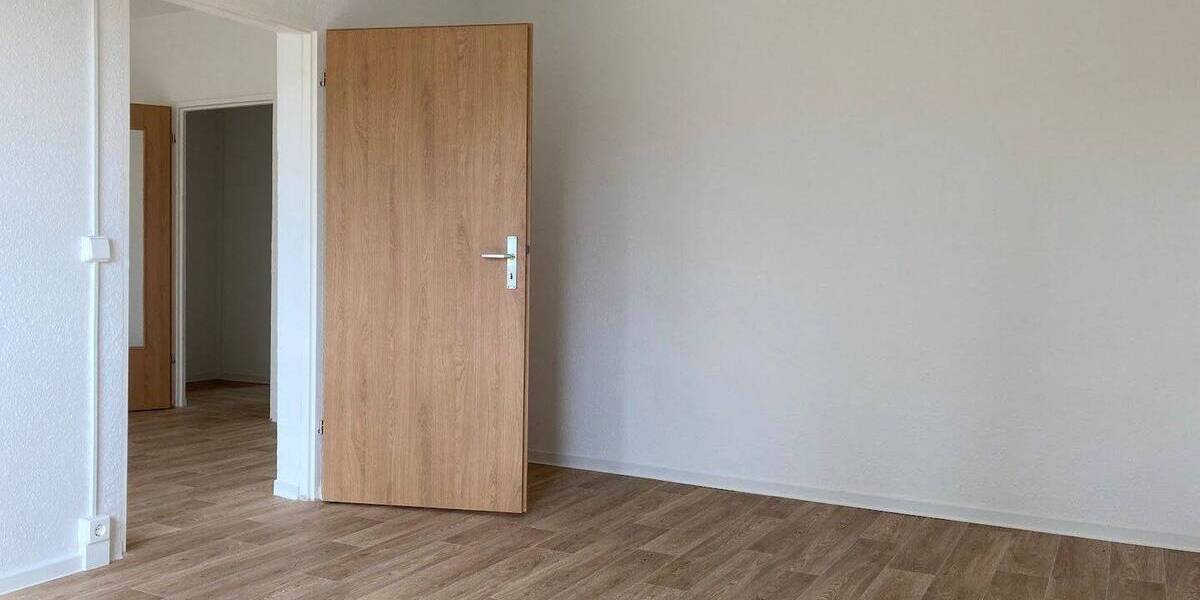 Etagenwohnung Döbeln Pommlitz - 2 Zimmer, 47 m&sup2;, 238&euro; | Angebot:26763526