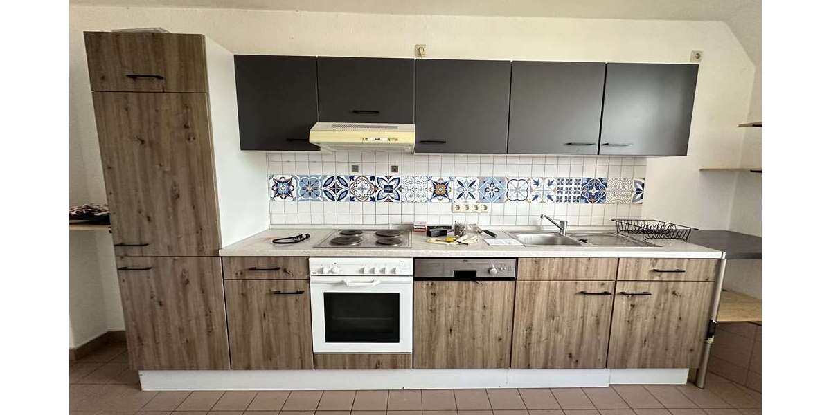 Etagenwohnung Görlitz Südstadt - 2 Zimmer, 67 m&sup2;, 470&euro; | Angebot:27127068