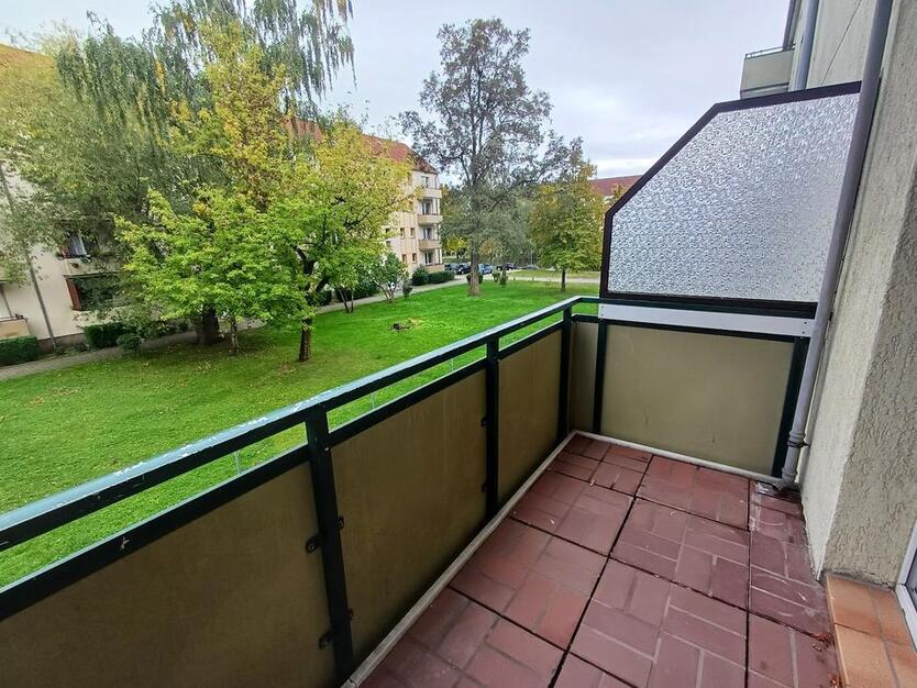 Die perfekte Studi-WG - möbliert - 1. OG mitte zimmer