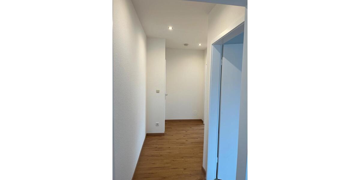 Dachgeschoßwohnung Michelstadt - 3 Zimmer, 60 m&sup2;, 860&euro; | Angebot:26595243