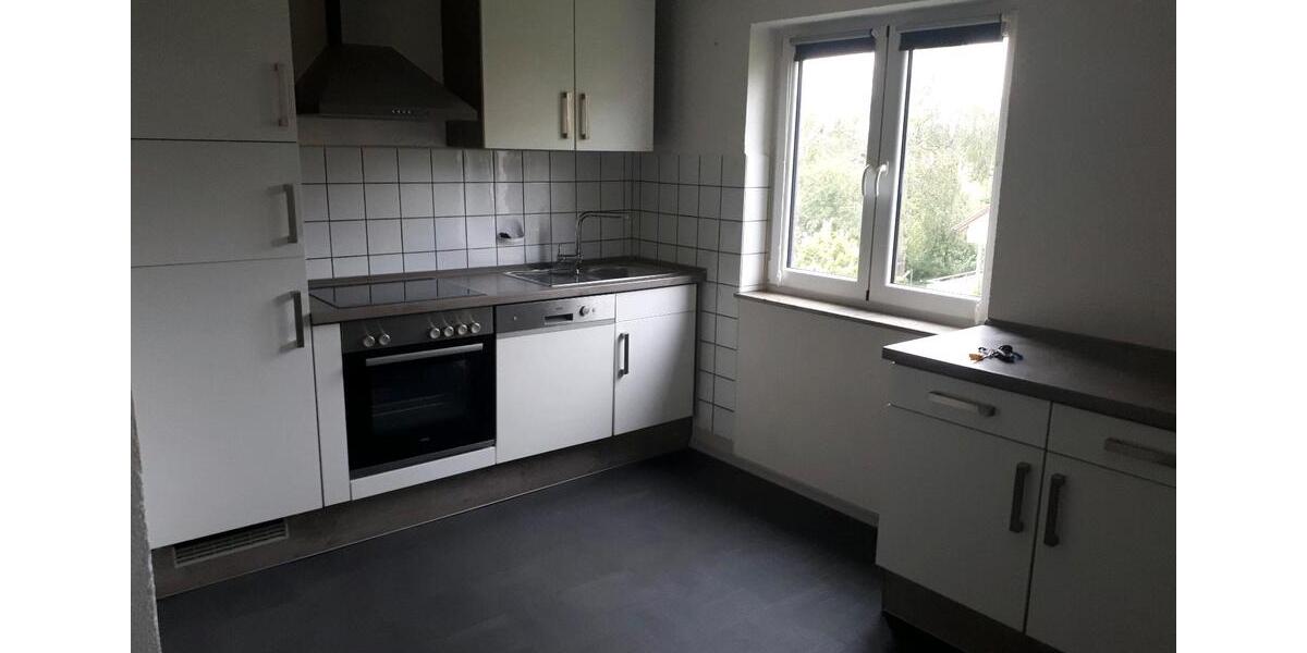 Dachgeschoßwohnung Hüttlingen - 2 Zimmer, 64 m&sup2;, 825&euro; | Angebot:26703747