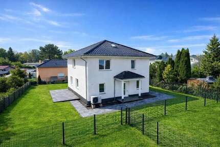 Haus Berlin Marzahn-Hellersdorf - 4 Zimmer, 154 m&sup2;, 2.800&euro; | Angebot:26333746