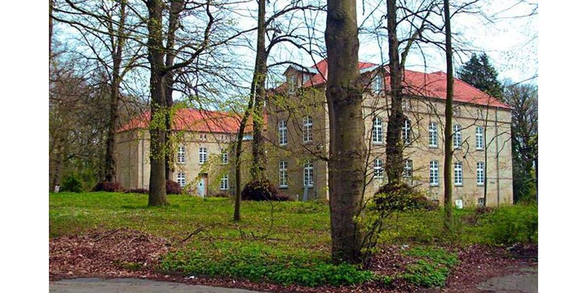 Etagenwohnung Schleswig Lollfuß - 2 Zimmer, 81 m&sup2;, 820&euro; | Angebot:24683783