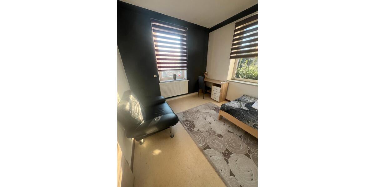 Erdgeschoßwohnung Geislingen an der Steige - 5 Zimmer, 145 m&sup2;, 450&euro; | Angebot:24346331