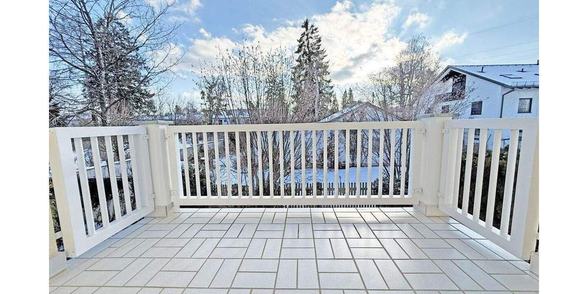 Doppelhaushälfte Neuried - 6 Zimmer, 135 m&sup2;, 2.820&euro; | Angebot:24656010