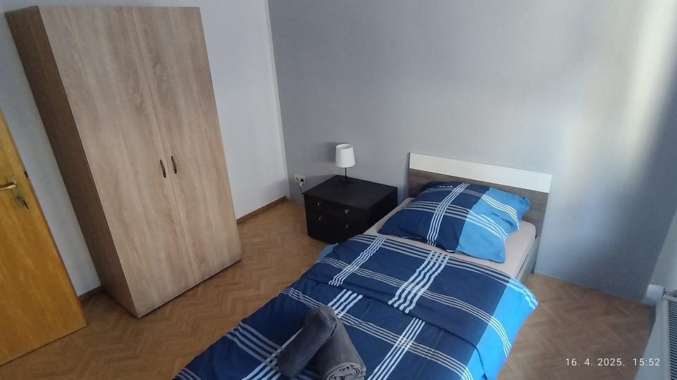 Wohnen auf Zeit Sonnefeld - 2 Zimmer, 130 m&sup2;, 25&euro; | Angebot:23907767