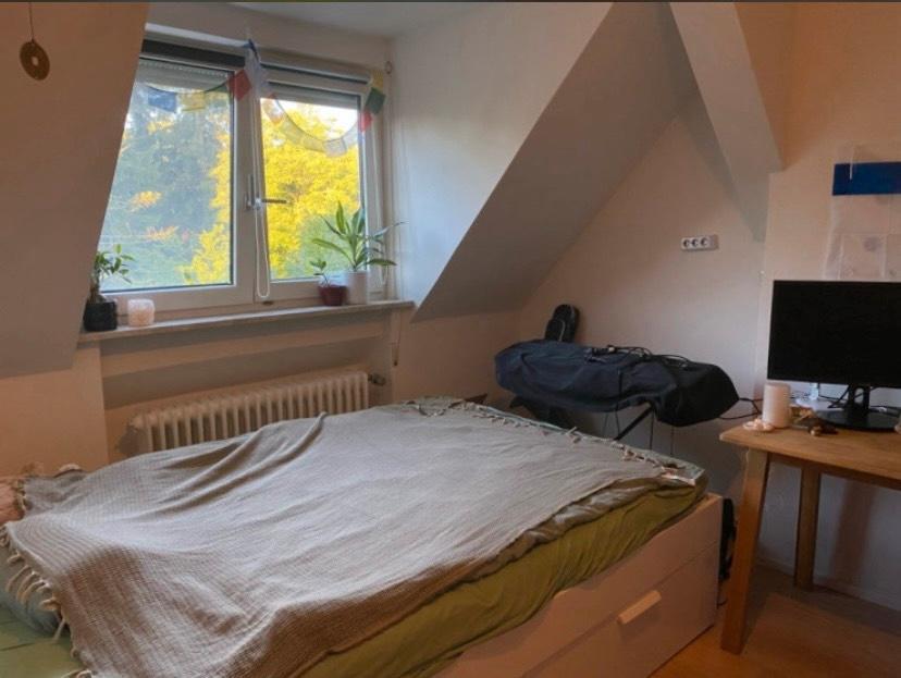 Zimmer in 6 Zimmer gemischter WG