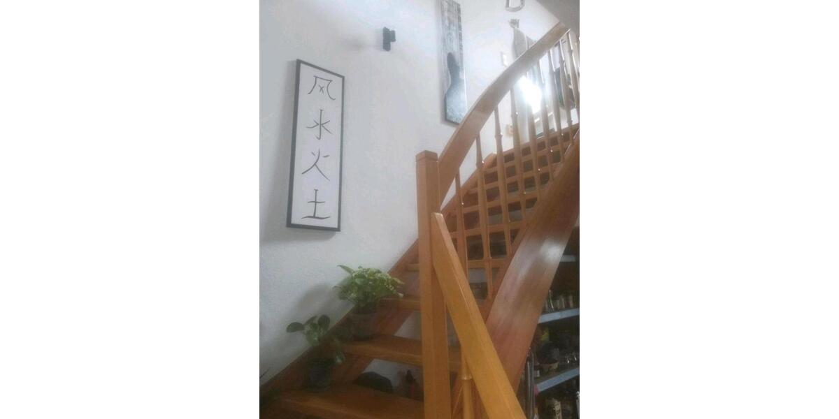 Schöne möblierte Maisonettenwohnung 6-12 Monate zur Untermiete zimmer