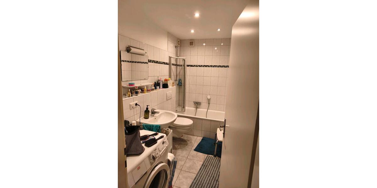 Wohnen auf Zeit Bremerhaven Mitte - 4 Zimmer, 17 m&sup2;, 330&euro; | Angebot:26502274