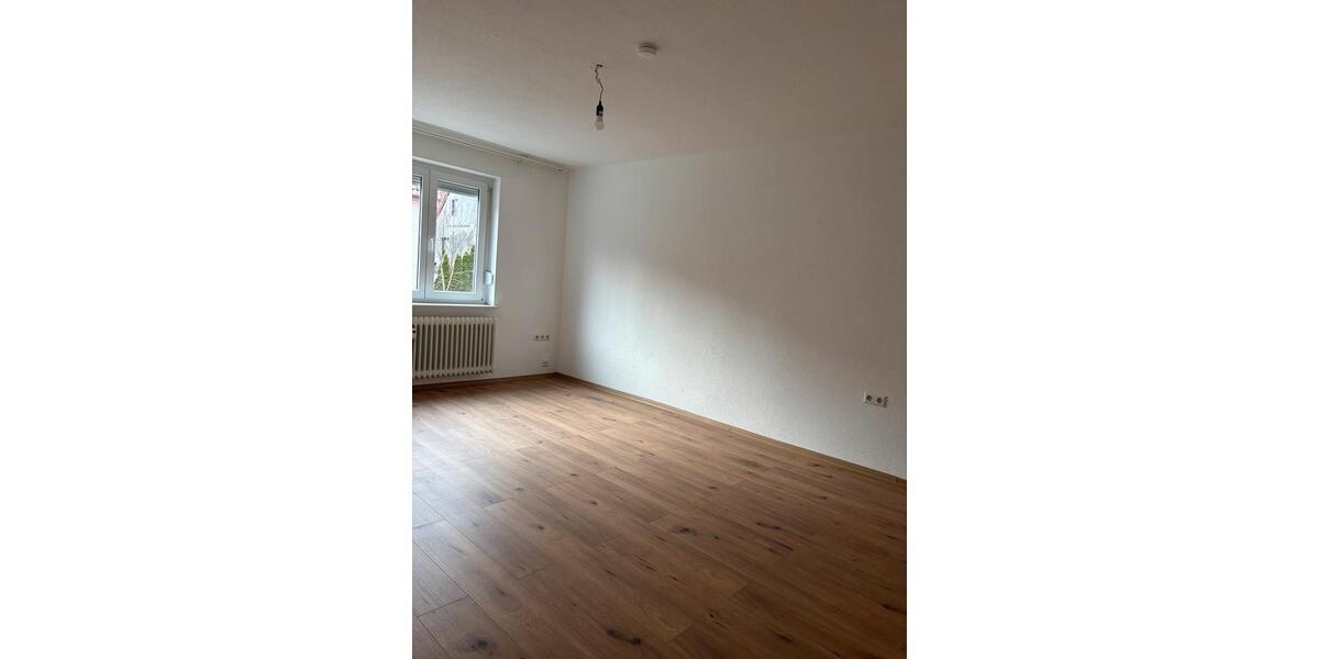 Maisonettenwohnung Trossingen - 3 Zimmer, 84 m&sup2;, 900&euro; | Angebot:26004501