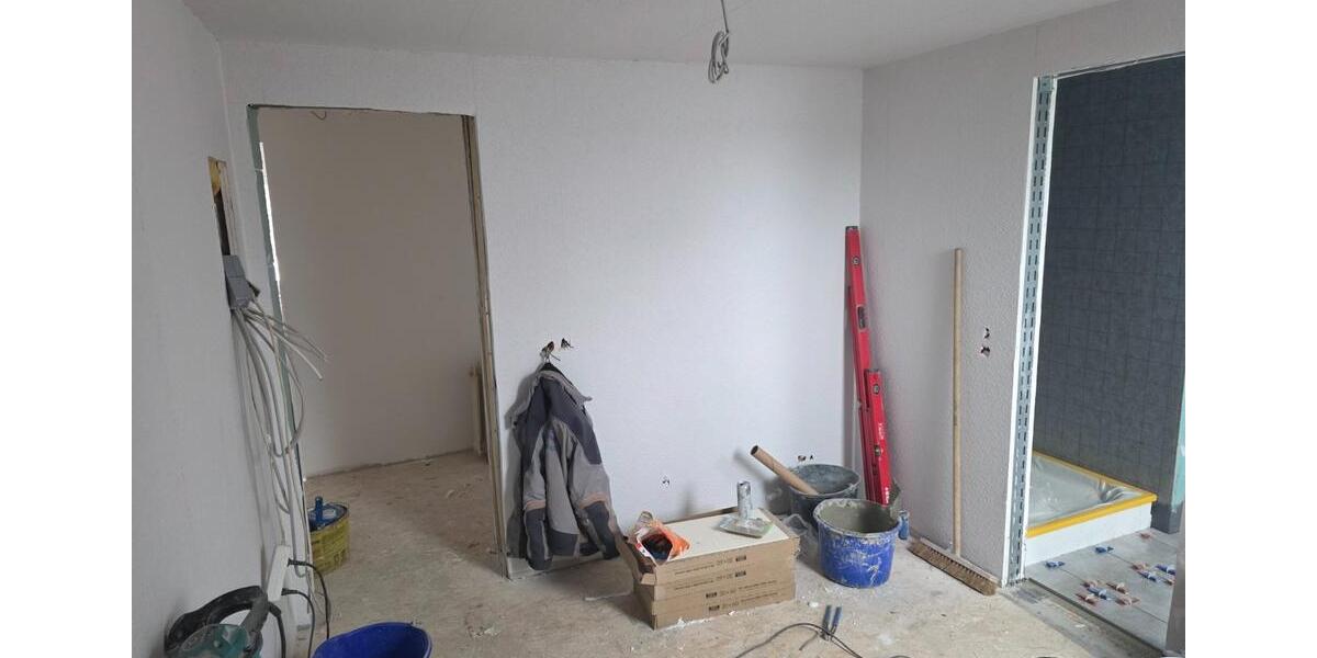 Dachgeschoßwohnung Böhlen - 3 Zimmer, 72 m&sup2;, 648&euro; | Angebot:24770522