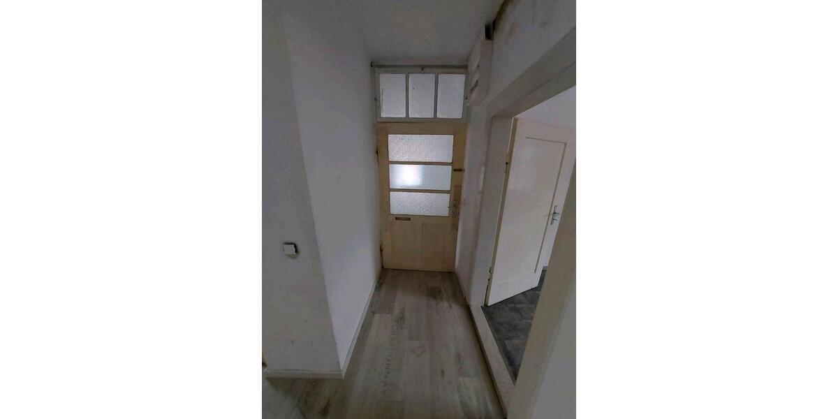 Etagenwohnung Thiersheim - 3 Zimmer, 75 m&sup2;, 670&euro; | Angebot:26273999