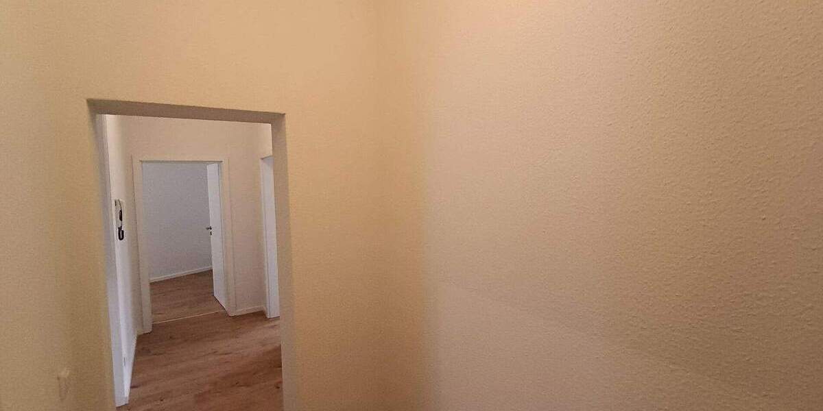 Etagenwohnung Reichenbach im Vogtland Reichenbach - 3 Zimmer, 66 m&sup2;, 420&euro; | Angebot:25769865