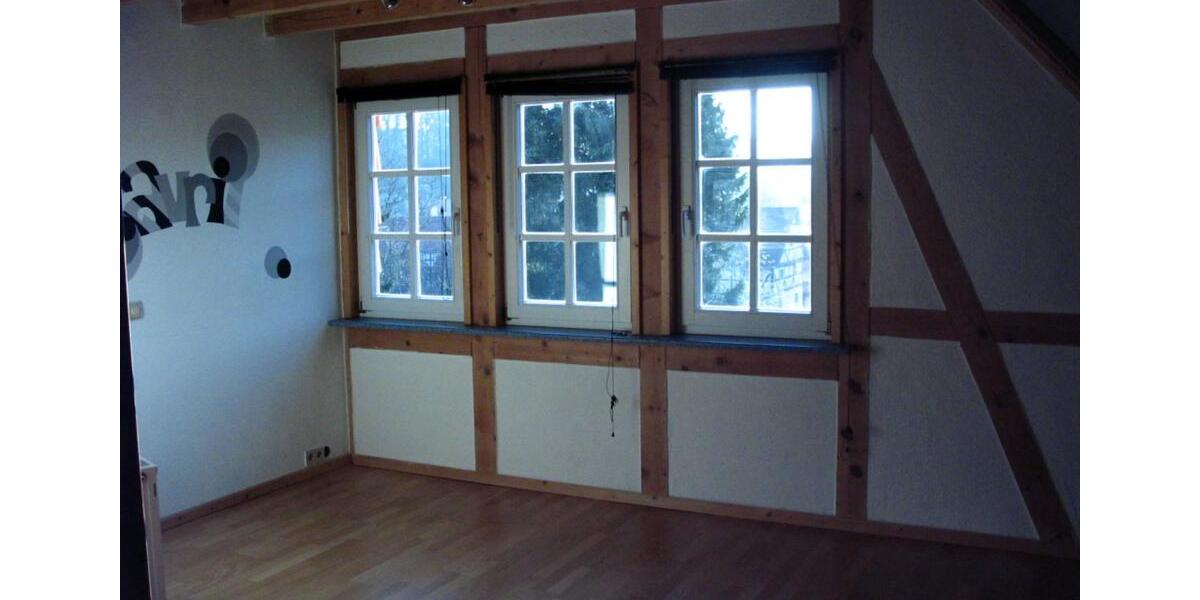 Einfamilienhaus Herleshausen - 10 Zimmer, 270 m&sup2;, 2.000&euro; | Angebot:25964509