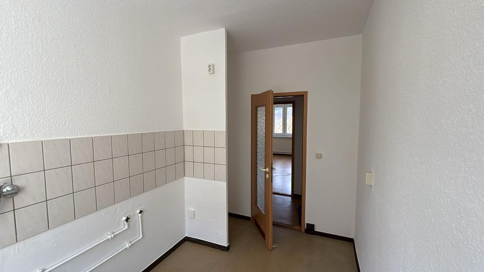 Erdgeschoßwohnung Meiningen - 2 Zimmer, 47 m&sup2;, 215&euro; | Angebot:25934031