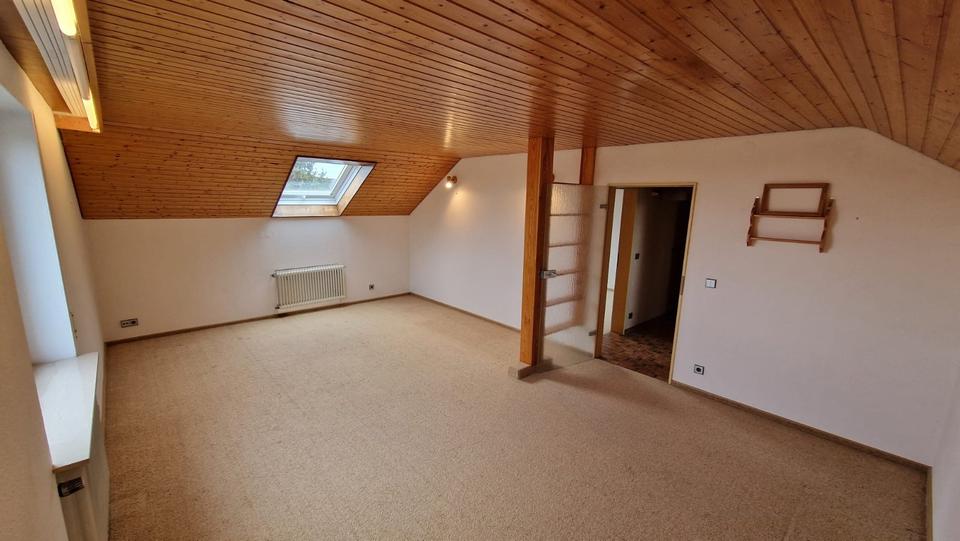 2-Zimmer Dachgeschosswohnung ab 01.01.2026 2 zimmer