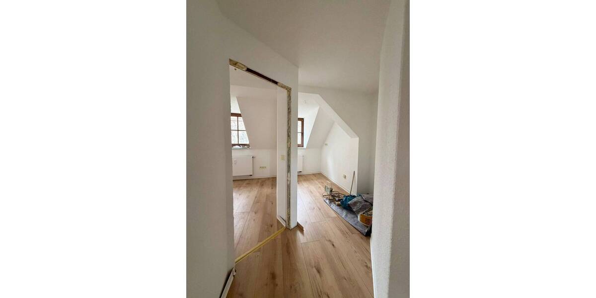 Etagenwohnung Görlitz Altstadt - 2 Zimmer, 36 m&sup2;, 252&euro; | Angebot:26189250