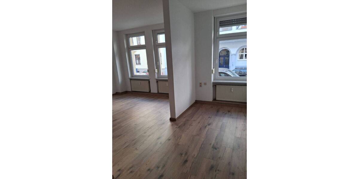 Etagenwohnung Magdeburg Stadtfeld Ost - 3 Zimmer, 104 m&sup2;, 940&euro; | Angebot:25703994
