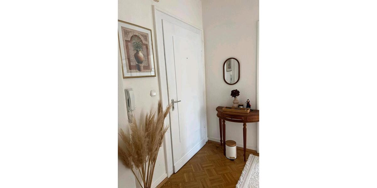 Zentrale Wohnung 96m² sofort verfügbar 3 zimmer