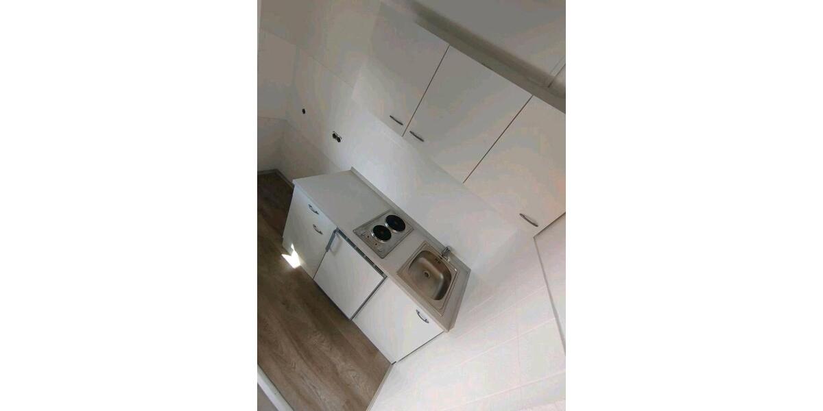 Dachgeschoßwohnung Tuttlingen - 1 Zimmer, 29 m&sup2;, 590&euro; | Angebot:26572590