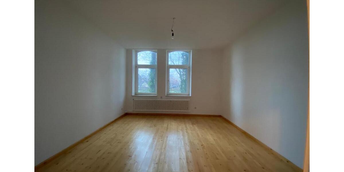 Wohnung zu vermieten (ca. 125 m², zw. HB und Innenstadt) gerne WG 4 zimmer