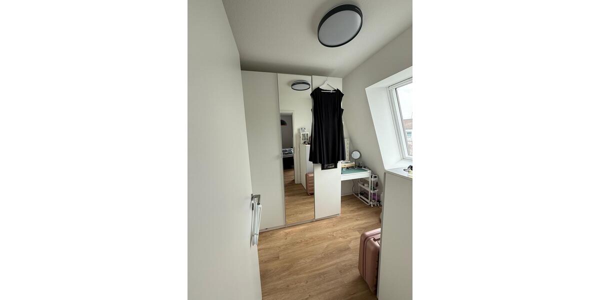 Dachgeschoßwohnung Bad Kreuznach Bad Münster am Stein-Ebernburg - 4 Zimmer, 120 m&sup2;, 1.450&euro; | Angebot:25760168