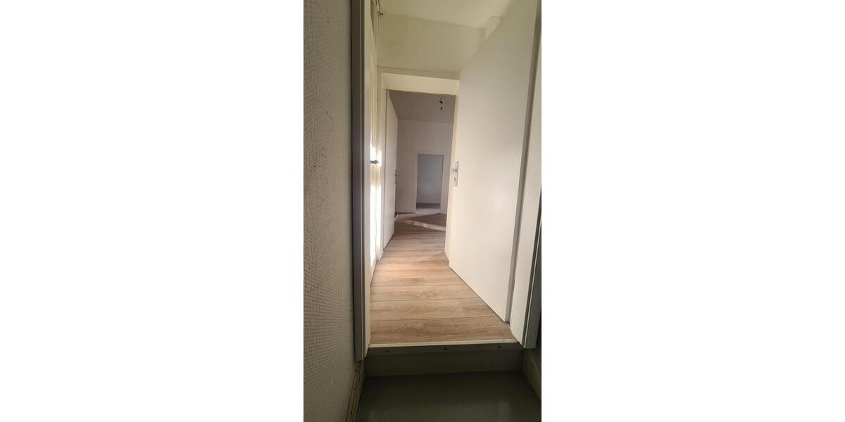 Etagenwohnung Duisburg Duisburg-Mitte - 2 Zimmer, 35 m&sup2;, 300&euro; | Angebot:25152742