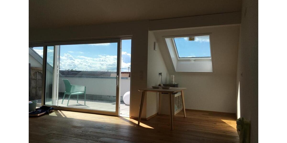 Dachgeschoßwohnung Bermatingen - 3 Zimmer, 95 m&sup2;, 1.300&euro; | Angebot:24567242