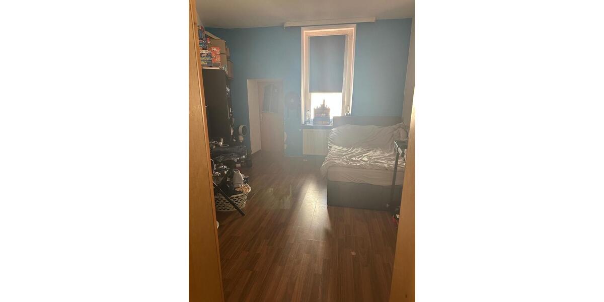 Etagenwohnung Pirmasens Niedersimten - 5 Zimmer, 130 m&sup2;, 695&euro; | Angebot:26535192