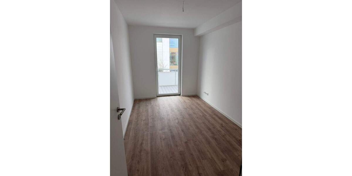 Etagenwohnung Greifswald Fettenvorstadt - 4 Zimmer, 101 m&sup2;, 1.100&euro; | Angebot:25107498