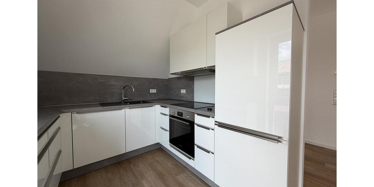Etagenwohnung Rhauderfehn - 3 Zimmer, 95 m&sup2;, 1.100&euro; | Angebot:26177654