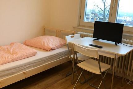 Pforzheim: Schönes WG Zimmer in renovierter 4er WG 4 zimmer