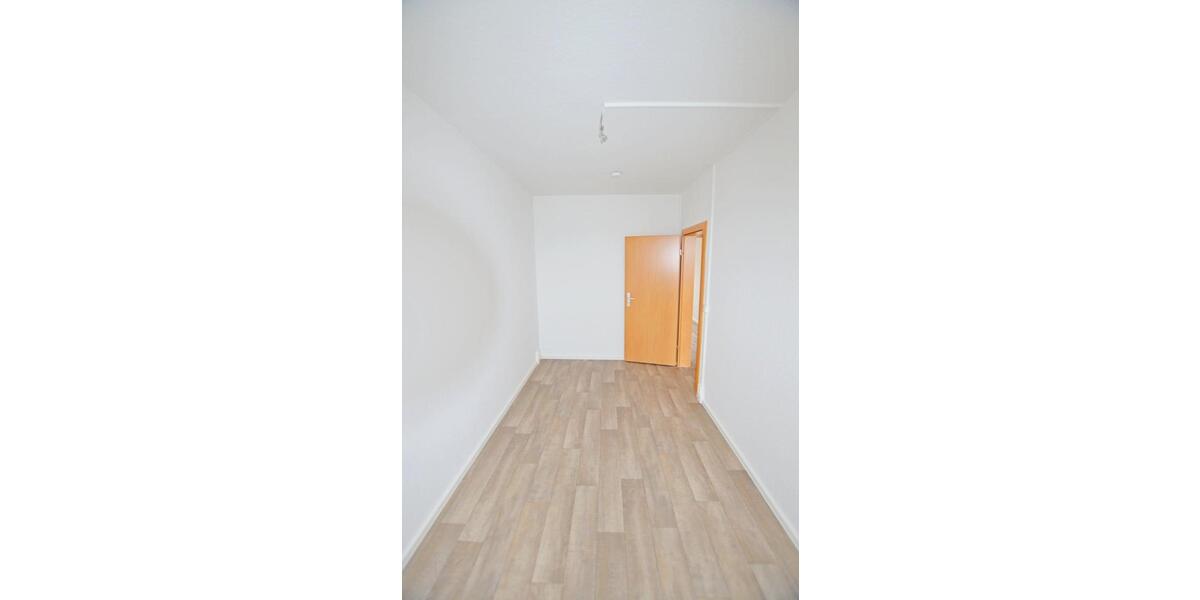 Erdgeschoßwohnung Sangerhausen - 3 Zimmer, 61 m&sup2;, 376&euro; | Angebot:26381103