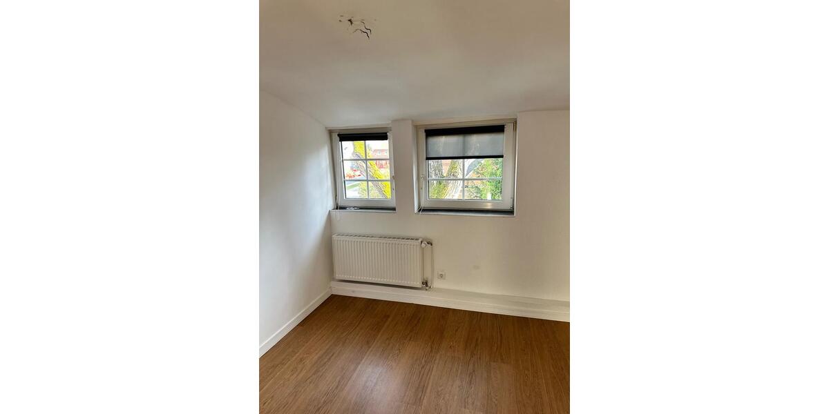 Dachgeschoßwohnung Suhlendorf - 4 Zimmer, 83 m&sup2;, 670&euro; | Angebot:26239057