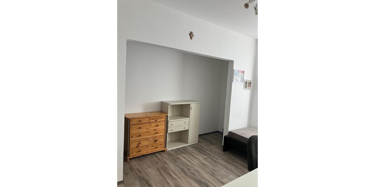 Wohnen auf Zeit Kassel - 1 Zimmer, 16 m&sup2;, 369&euro; | Angebot:26348007