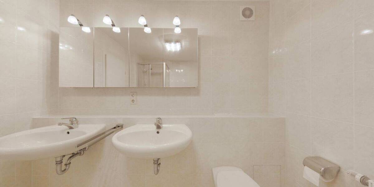 Reihenmittelhaus Nürnberg Königshof - 4 Zimmer, 136 m&sup2;, 1.750&euro; | Angebot:26142895