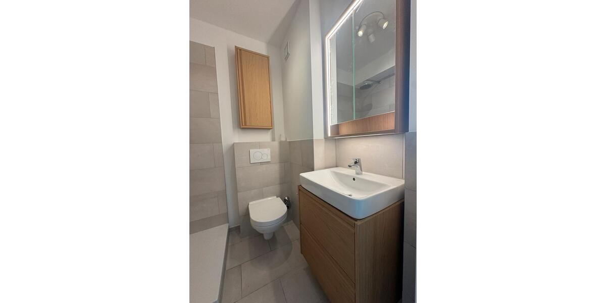 Wohnen auf Zeit Köln Lindenthal - 1 Zimmer, 75 m&sup2;, 800&euro; | Angebot:26555328