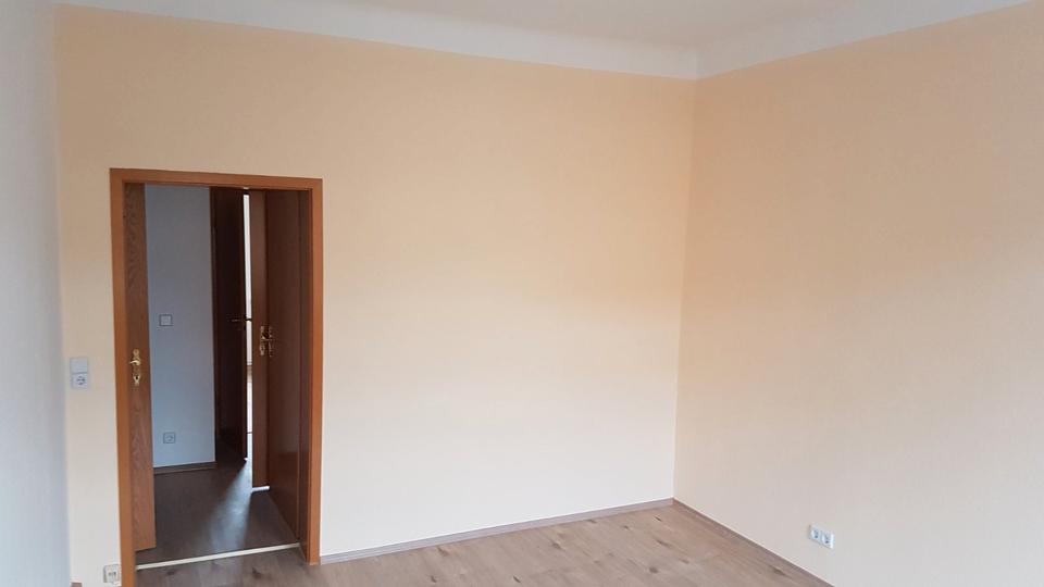 Etagenwohnung Pegau - 2.5 Zimmer, 58 m&sup2;, 365&euro; | Angebot:26552201